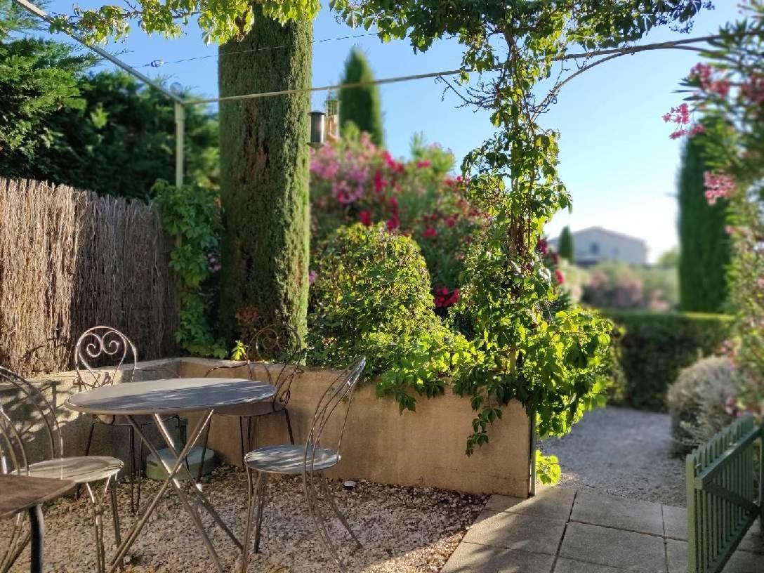 Un Gite En Provence - Les Jardins De Fontanille Saint-Rémy-de-Provence Dış mekan fotoğraf